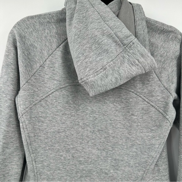 Athleta Triumph Hoodie Full Zip Heathered Light Gray Size Medium - Picture 8 of 13